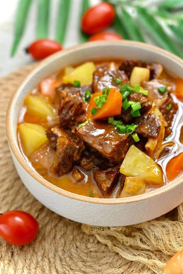 土豆炖牛肉