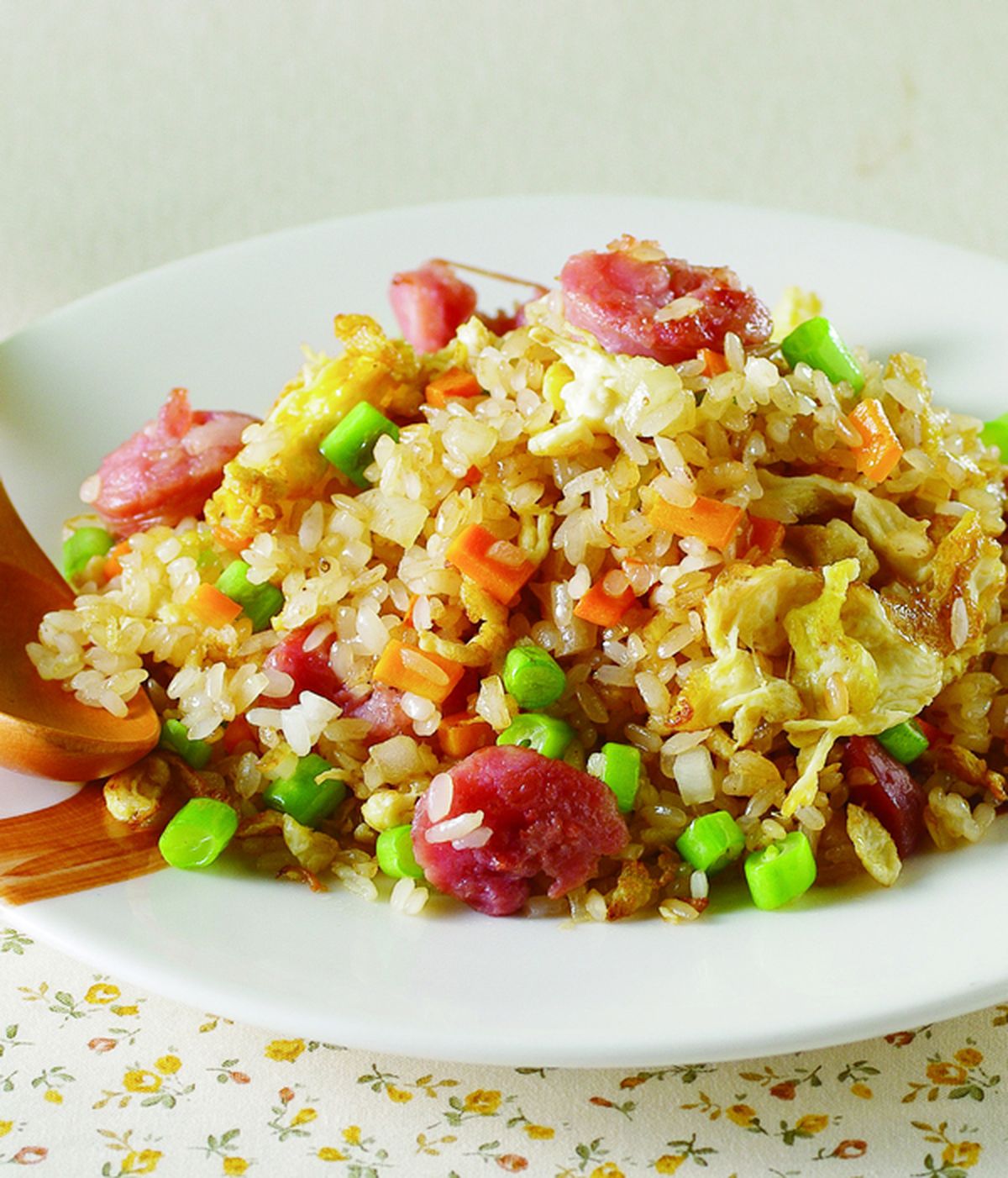 特色香肠蛋炒饭